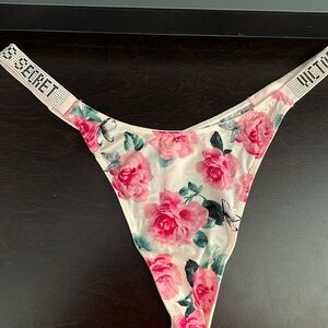 NWT Victorias Secret Very Sexy floral thong